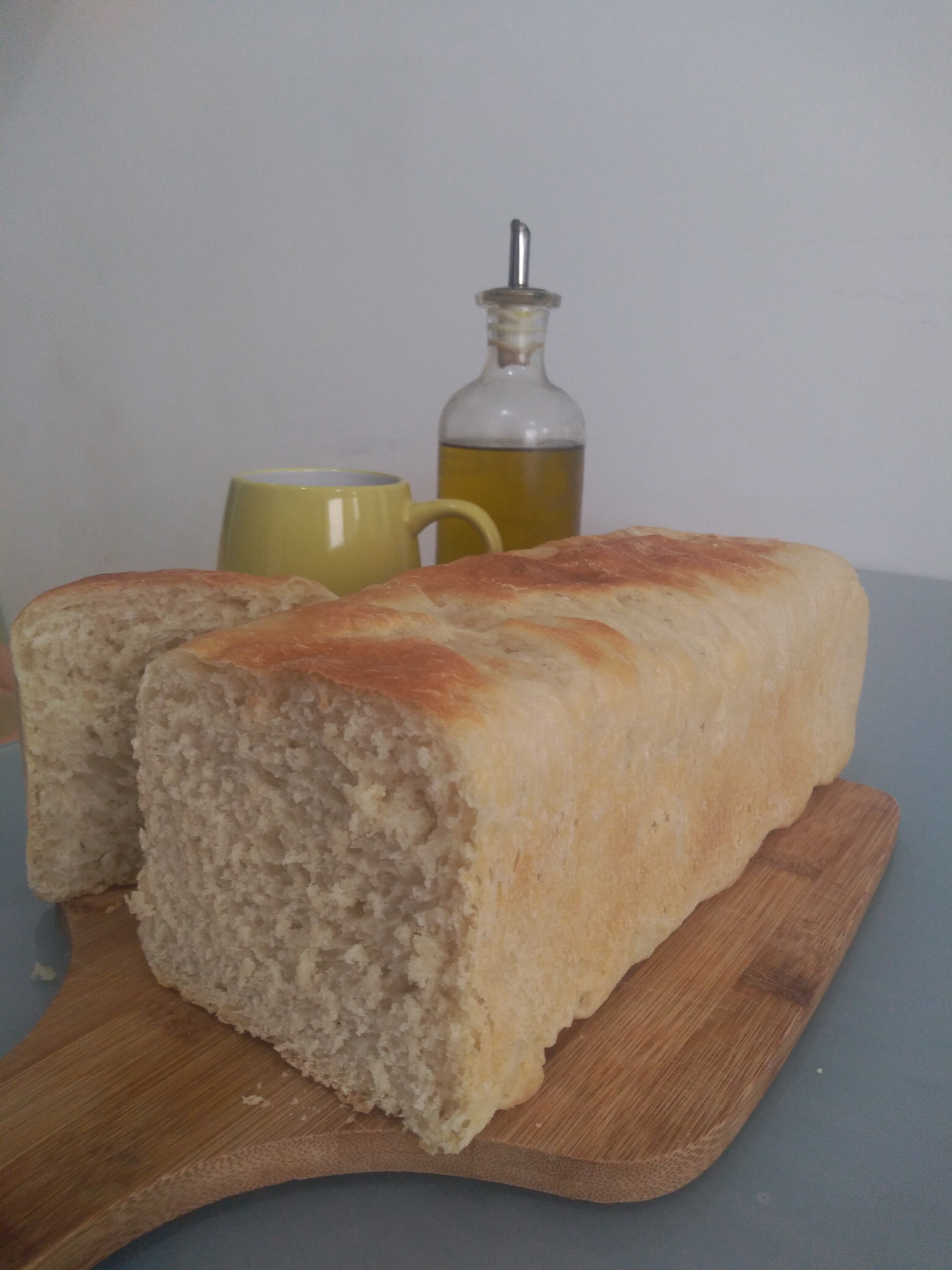 Pan artesanal reci&eacute;n horneado